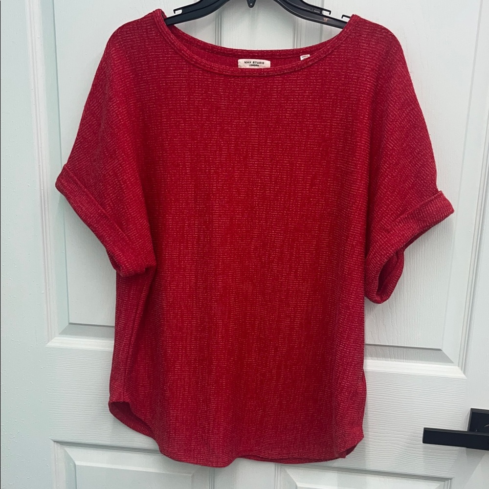 Max Studio Red Short Sleeve Top